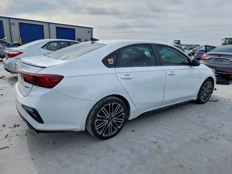 Фото 3 - KIA FORTE