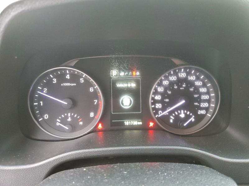 Фото 9 - HYUNDAI ELANTRA