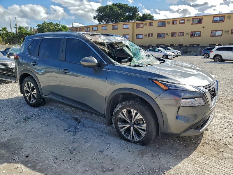 Фото 4 - NISSAN ROGUE