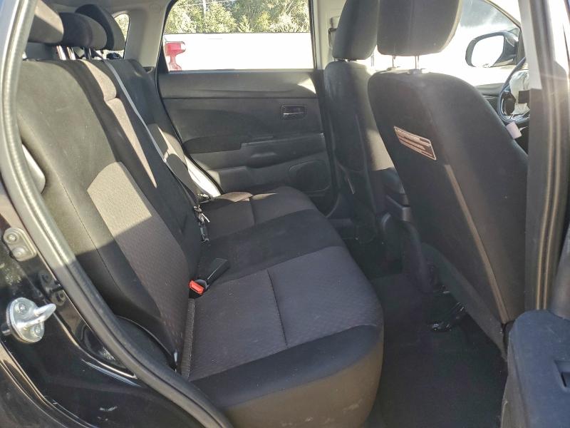 Фото 11 - MITSUBISHI OUTLANDER