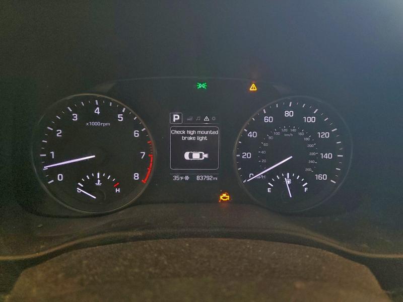 Фото 9 - HYUNDAI ELANTRA