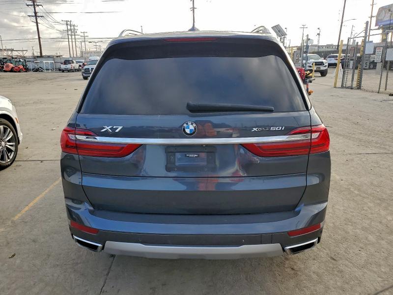 Фото 6 - BMW X7
