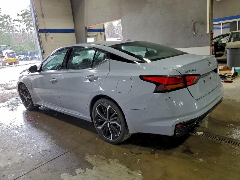 Фото 2 - NISSAN ALTIMA