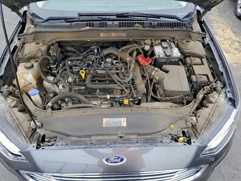 Фото 11 - FORD FUSION