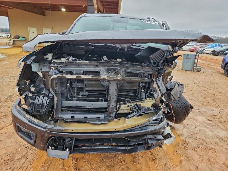 Фото 5 - NISSAN TITAN