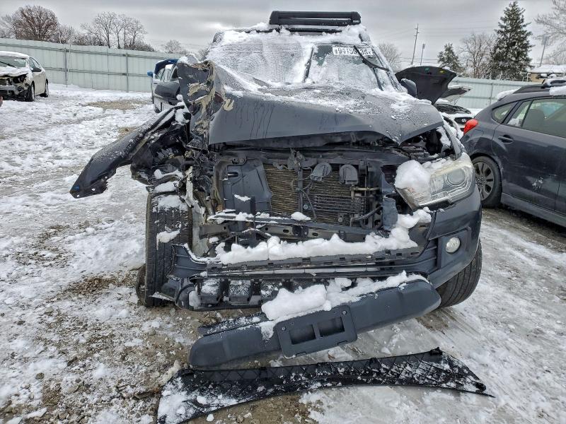 Фото 5 - TOYOTA TACOMA