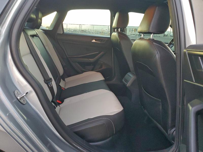 Фото 10 - VOLKSWAGEN JETTA