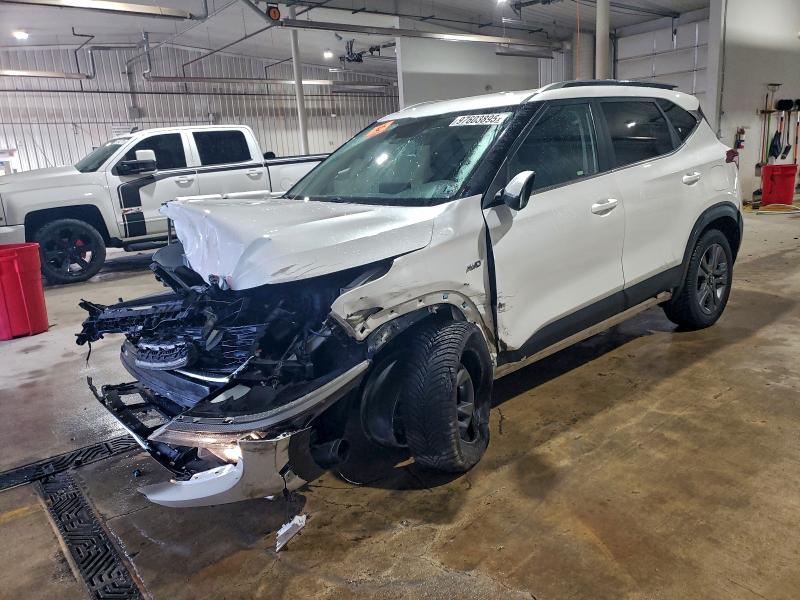 Фото 1 - KIA SELTOS