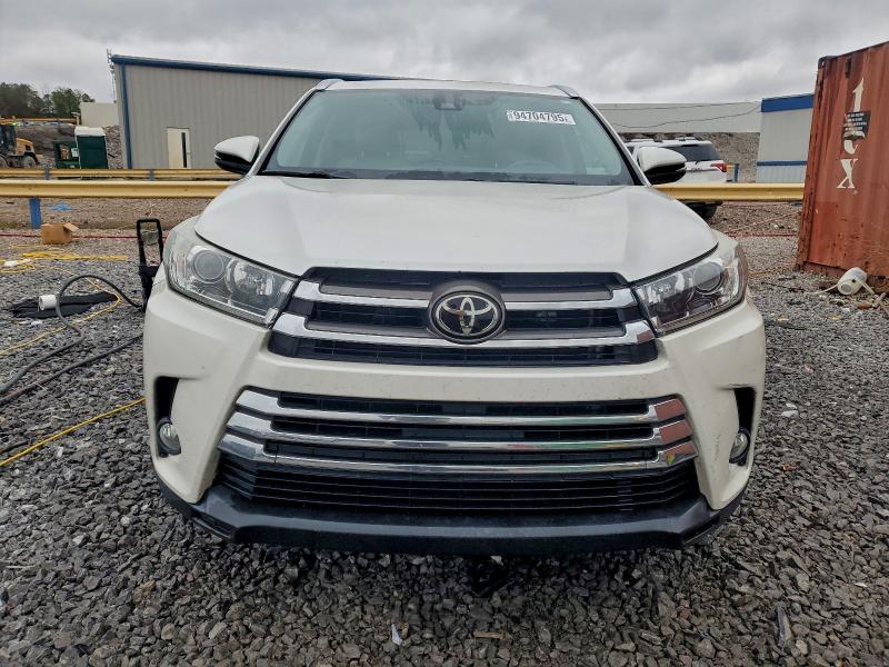 Фото 5 - TOYOTA HIGHLANDER