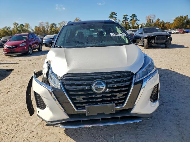 Фото 5 - NISSAN KICKS