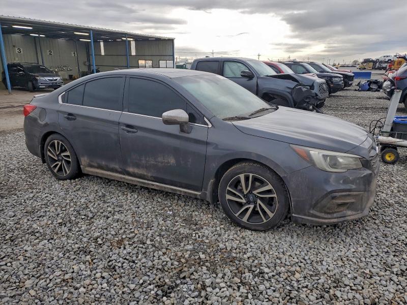 Фото 4 - SUBARU LEGACY