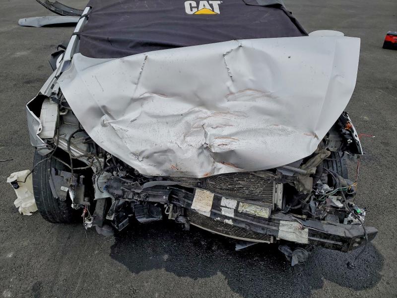 Фото 11 - HYUNDAI ELANTRA