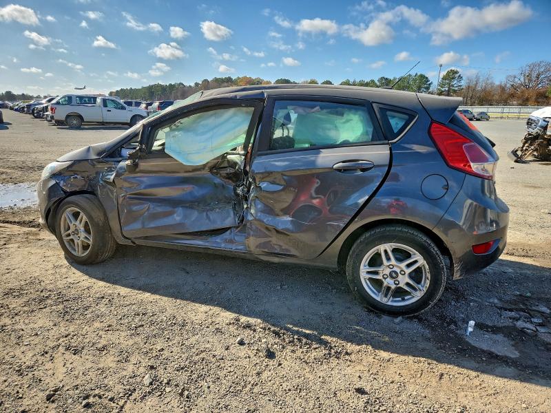 Фото 2 - FORD FIESTA