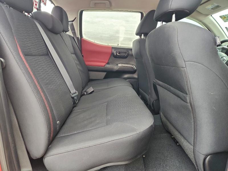 Фото 10 - TOYOTA TACOMA