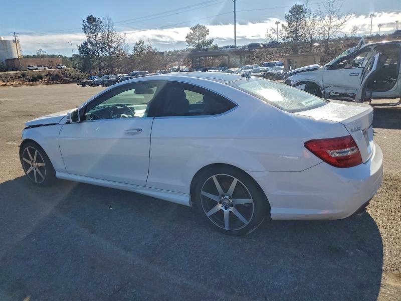 Фото 2 - MERCEDES-BENZ C-CLASS