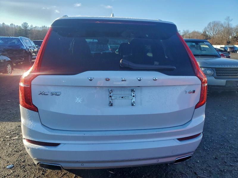 Фото 6 - VOLVO XC90