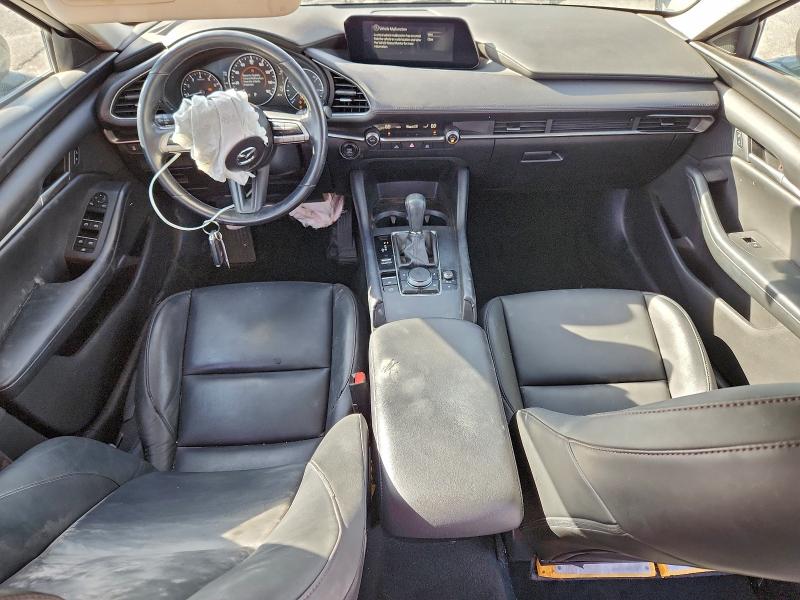 Фото 8 - MAZDA 3