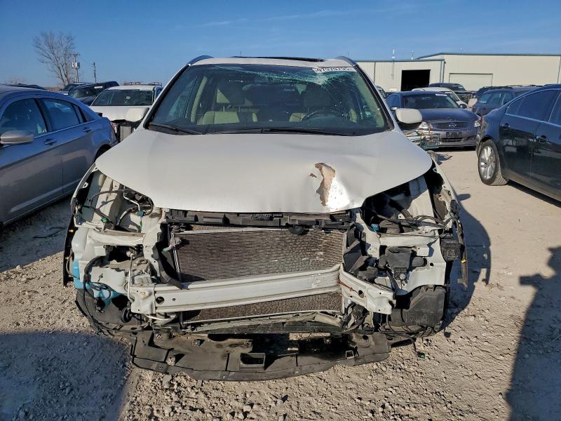 Фото 5 - HONDA CRV