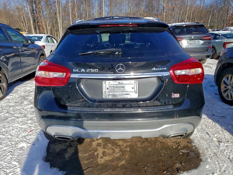 Фото 6 - MERCEDES-BENZ GLA-CLASS