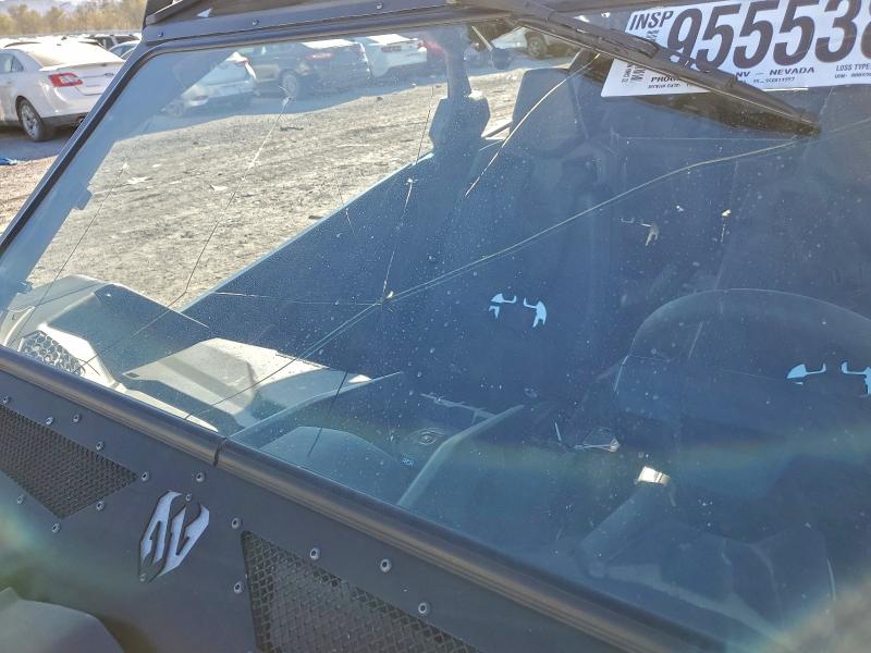 CAN-AM SIDEBYSIDE 2022