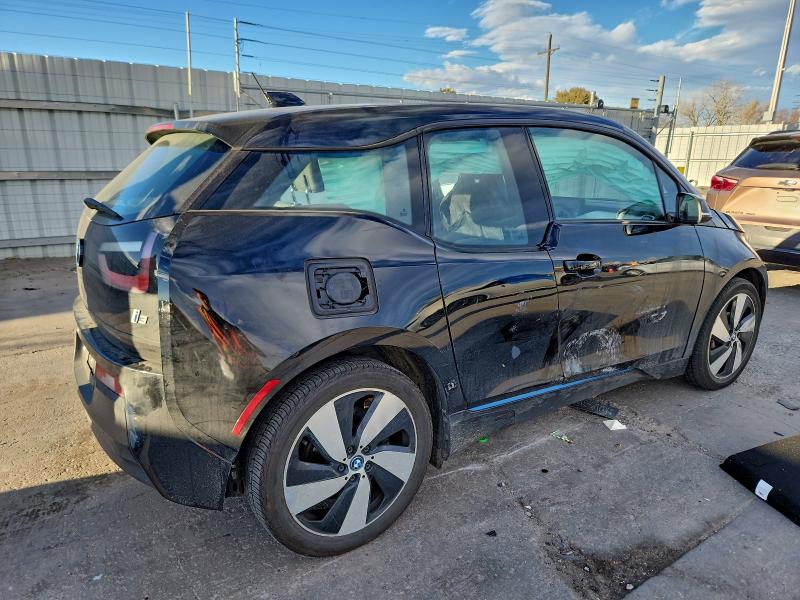 Фото 3 - BMW I SERIES