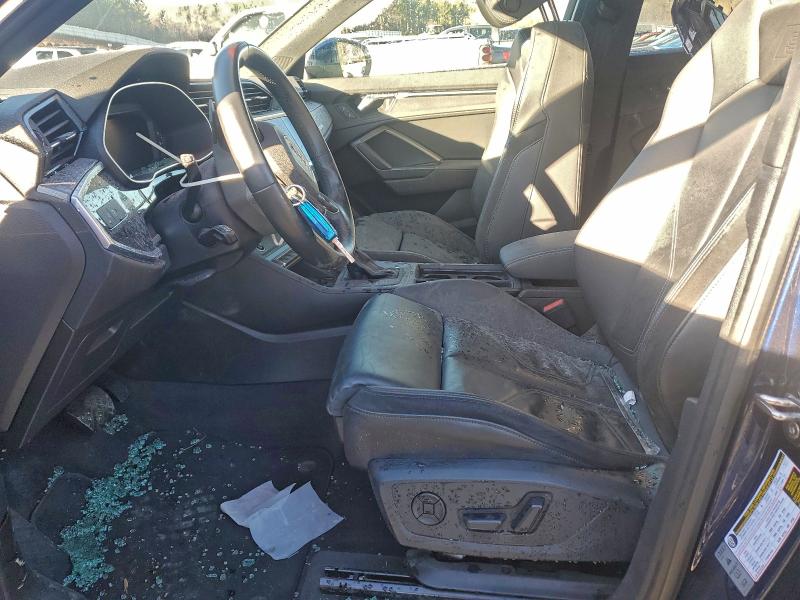 Фото 7 - AUDI Q3