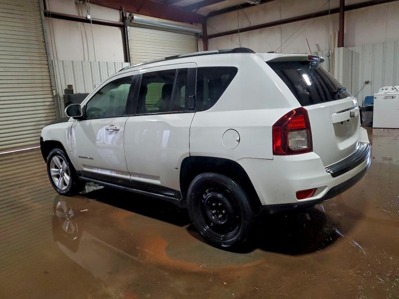 Фото 2 - JEEP COMPASS