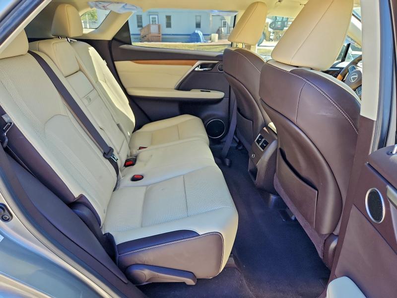 Фото 11 - LEXUS RX350