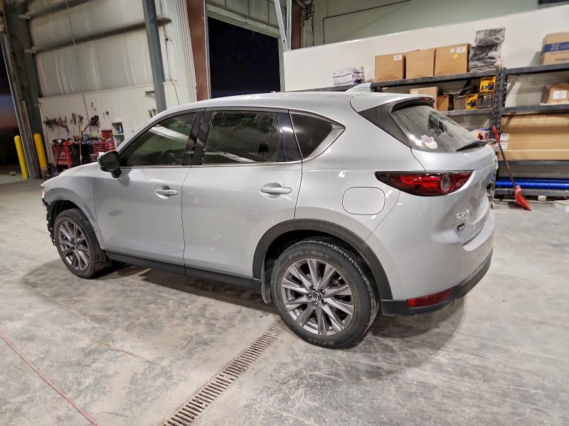 Фото 2 - MAZDA CX-5