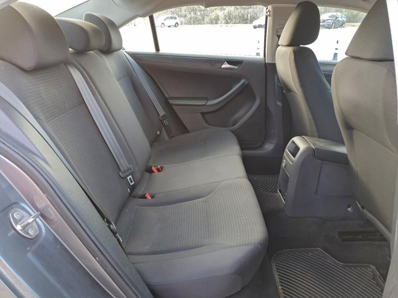 Фото 10 - VOLKSWAGEN JETTA