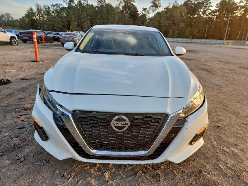 Фото 5 - NISSAN ALTIMA