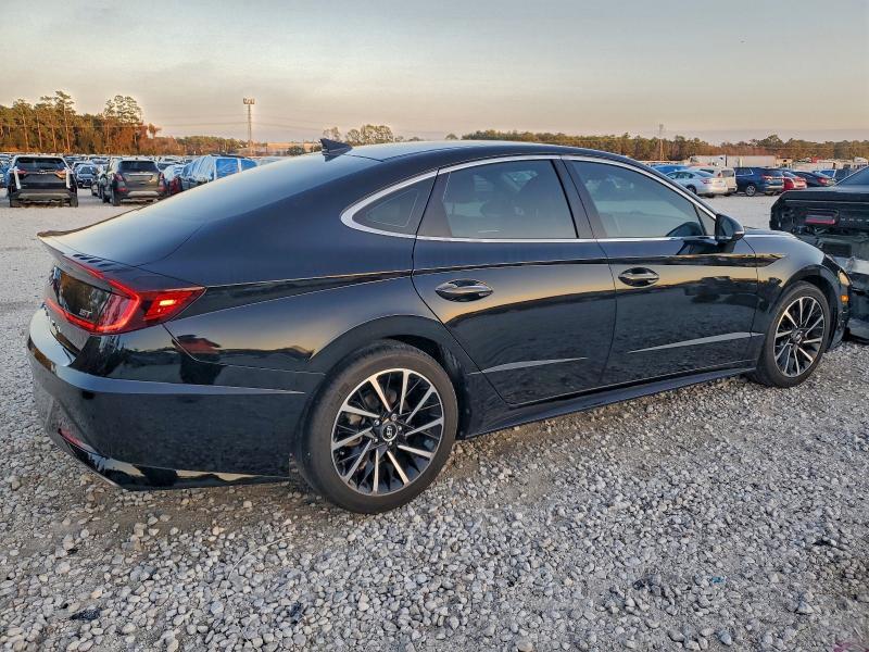 Фото 3 - HYUNDAI SONATA