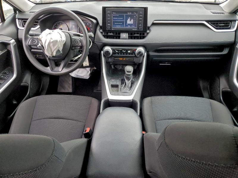 Фото 8 - TOYOTA RAV4