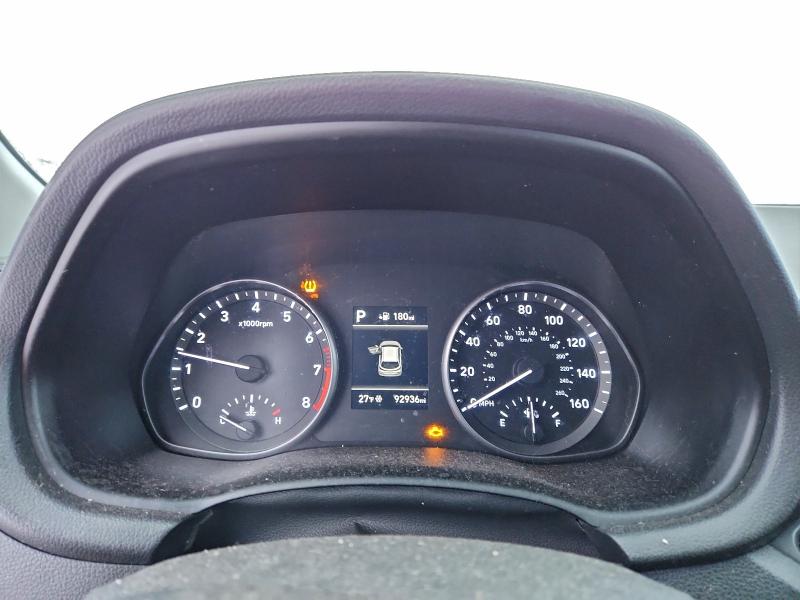 Фото 9 - HYUNDAI ELANTRA