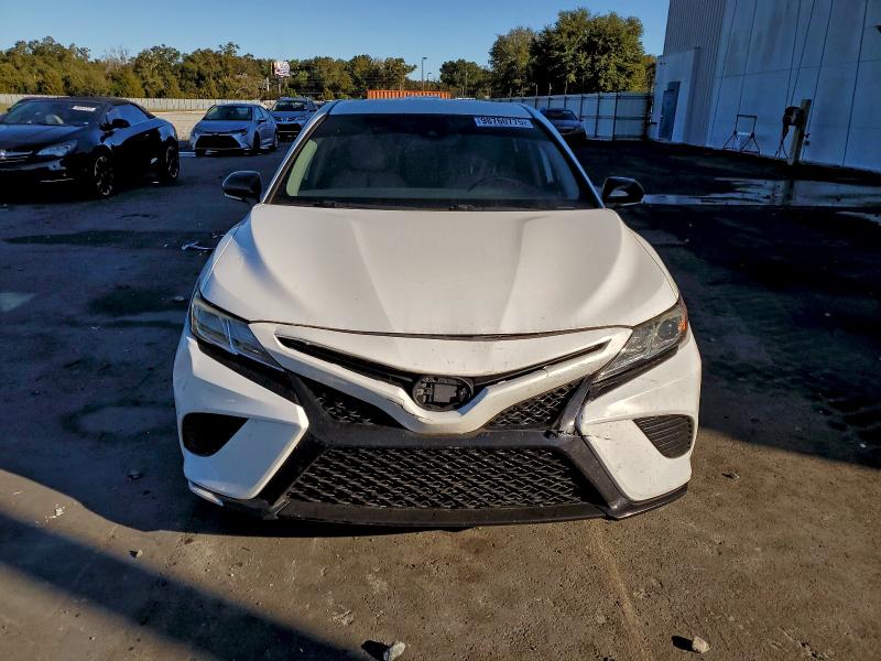 Фото 5 - TOYOTA CAMRY