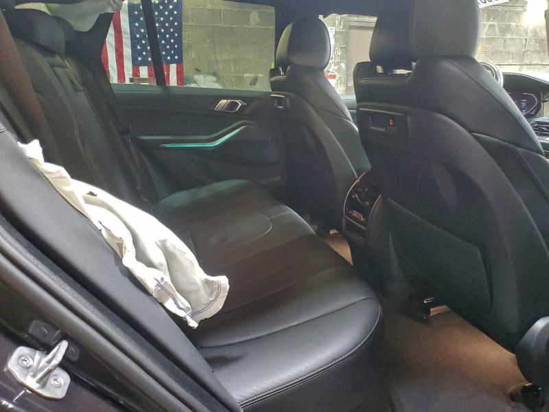 Фото 11 - BMW X5