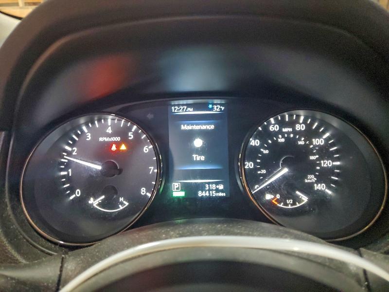 Фото 9 - NISSAN ROGUE