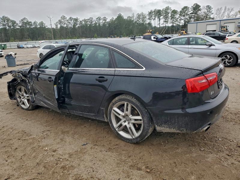 Фото 2 - AUDI A6