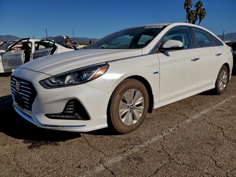 Фото 1 - HYUNDAI SONATA