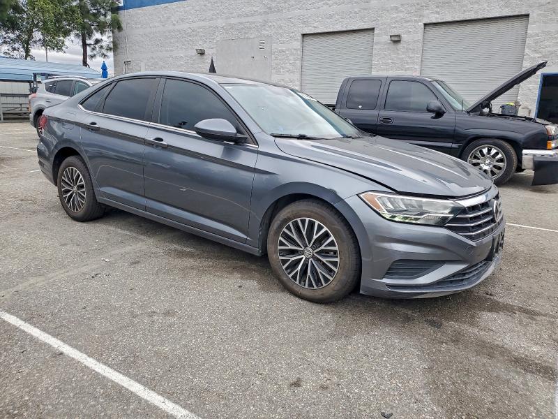 Фото 4 - VOLKSWAGEN JETTA