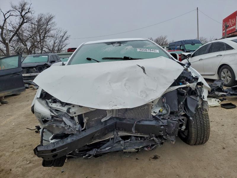 Фото 5 - TOYOTA COROLLA