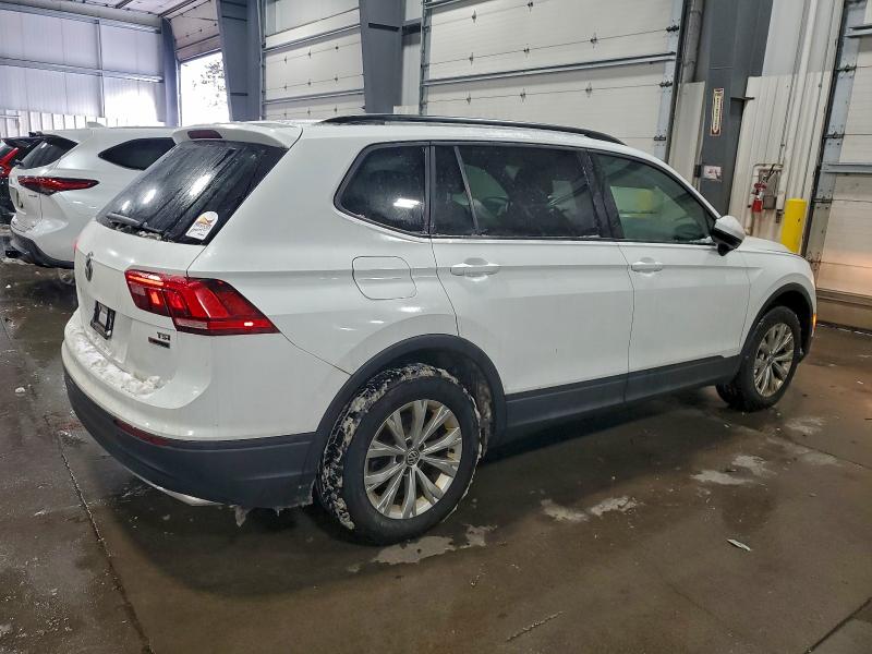 Фото 3 - VOLKSWAGEN TIGUAN