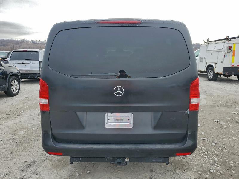 Фото 6 - MERCEDES-BENZ METRIS