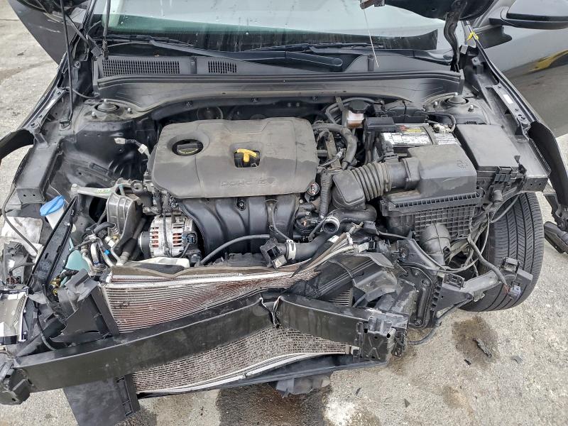 Фото 11 - KIA FORTE