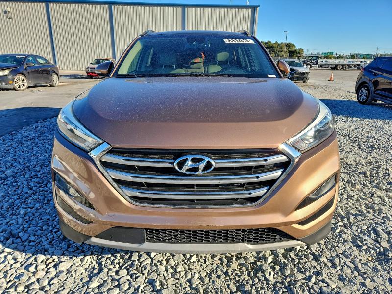 Фото 5 - HYUNDAI TUCSON