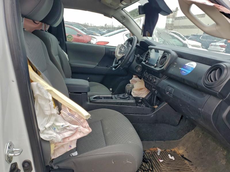 Фото 10 - TOYOTA TACOMA