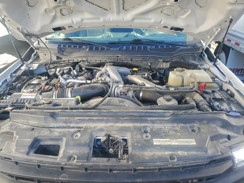 Фото 11 - FORD F550