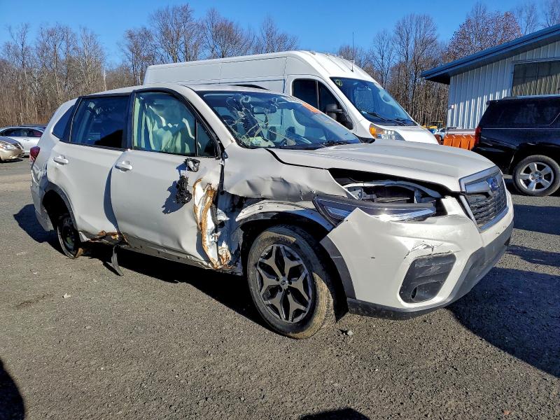 Фото 4 - SUBARU FORESTER