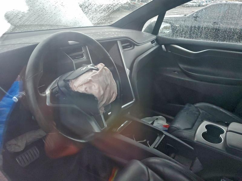 Фото 9 - TESLA MODEL X