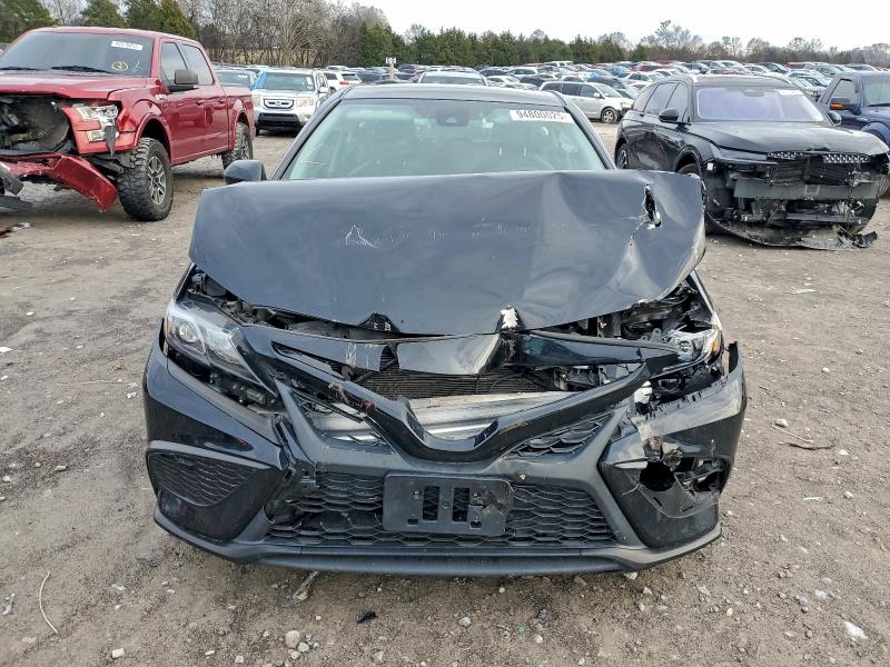 Фото 5 - TOYOTA CAMRY